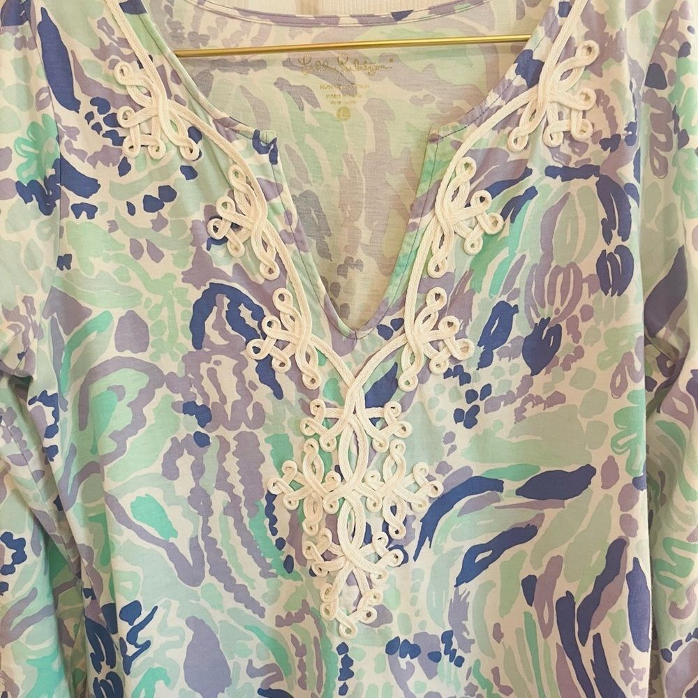 Lilly Pulitzer Tee-Shirt Dress with White Accents - Picture 2 of 9